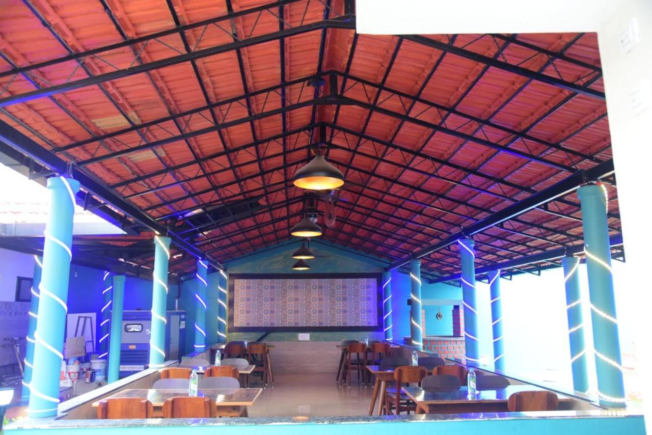 Hotel M G Residency Chikmagalūr Exterior foto